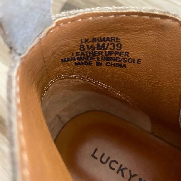 NEW Lucky Brand Women's Taupe Suede Leather Ankle Bootie Size 8.5 Zip Closure - Picture 8 of 9